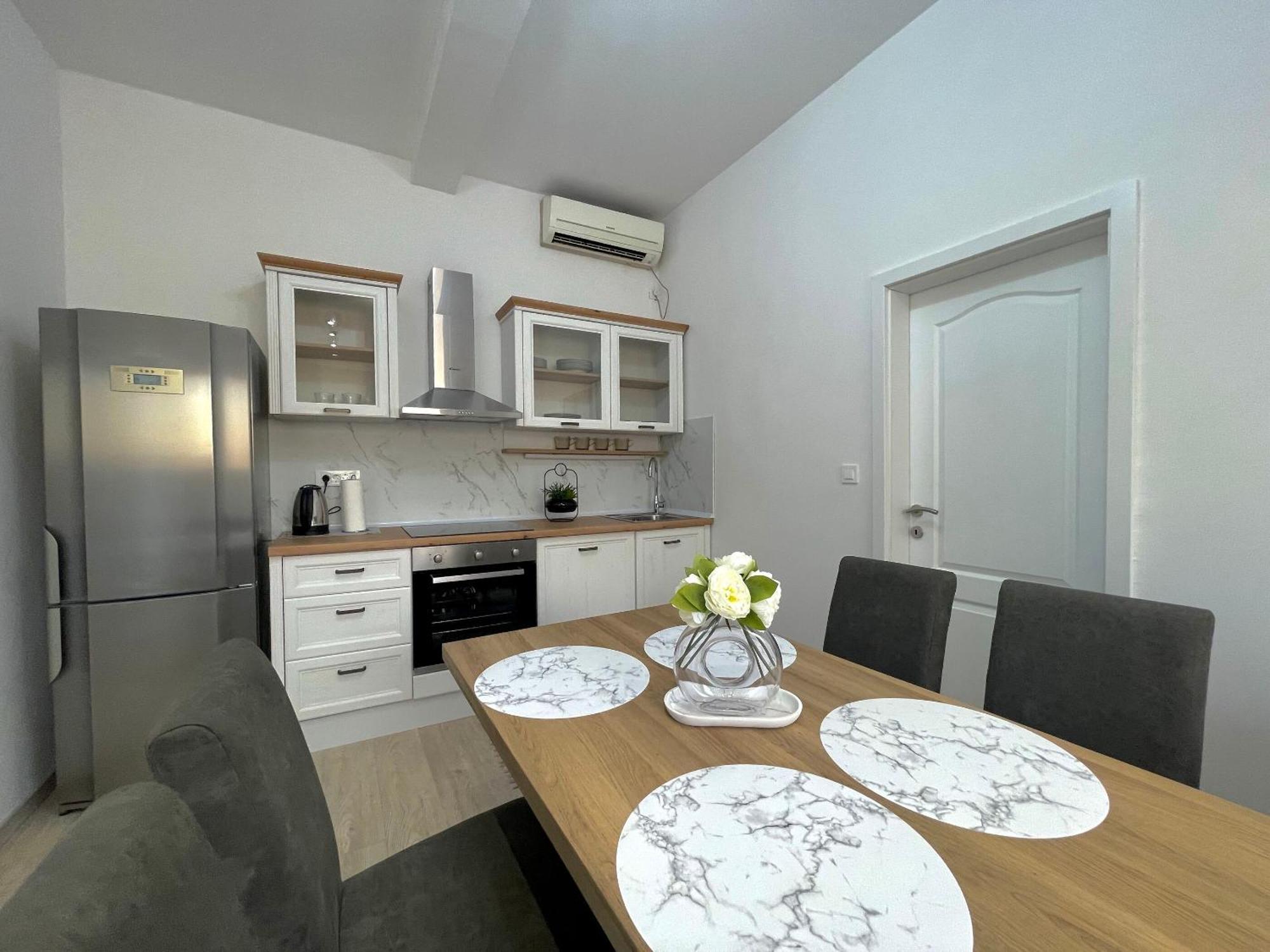 Apartments Filip Криквеница Екстериор снимка